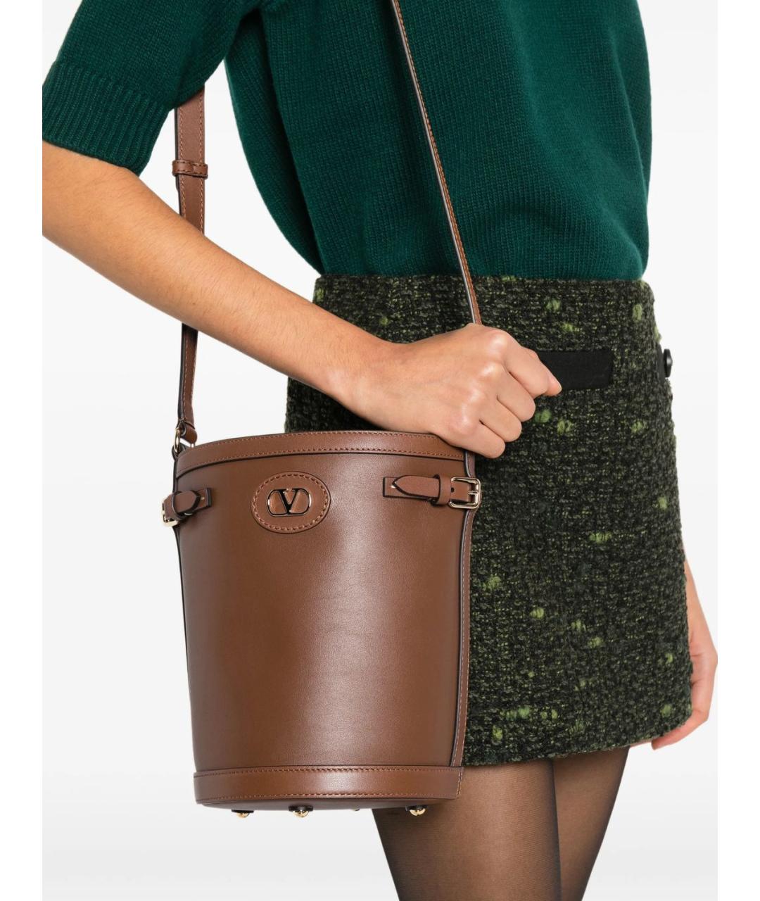 VALENTINO Коричневая кожаная сумка через плечо, фото 5