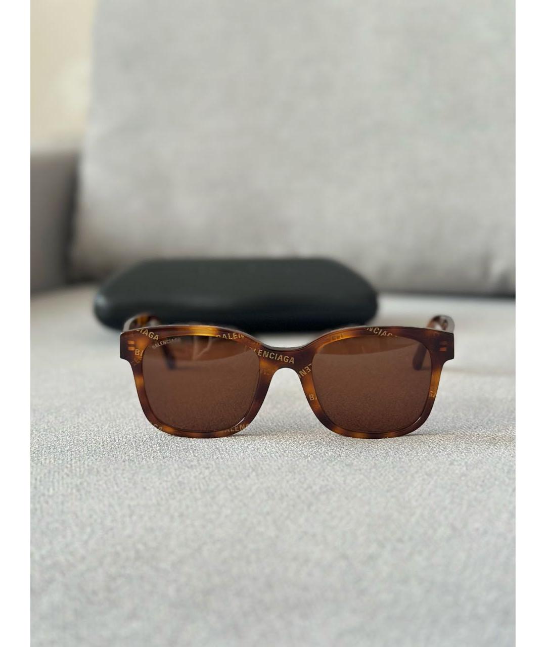 BALENCIAGA Коричневые пластиковые солнцезащитные очки, фото 3