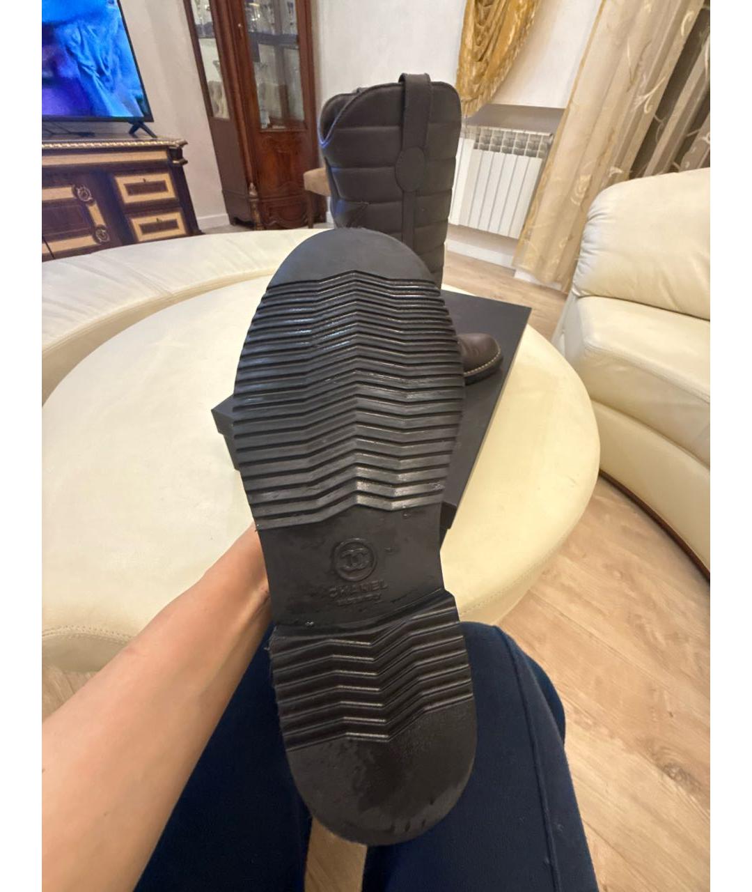 CHANEL Коричневые кожаные сапоги, фото 7