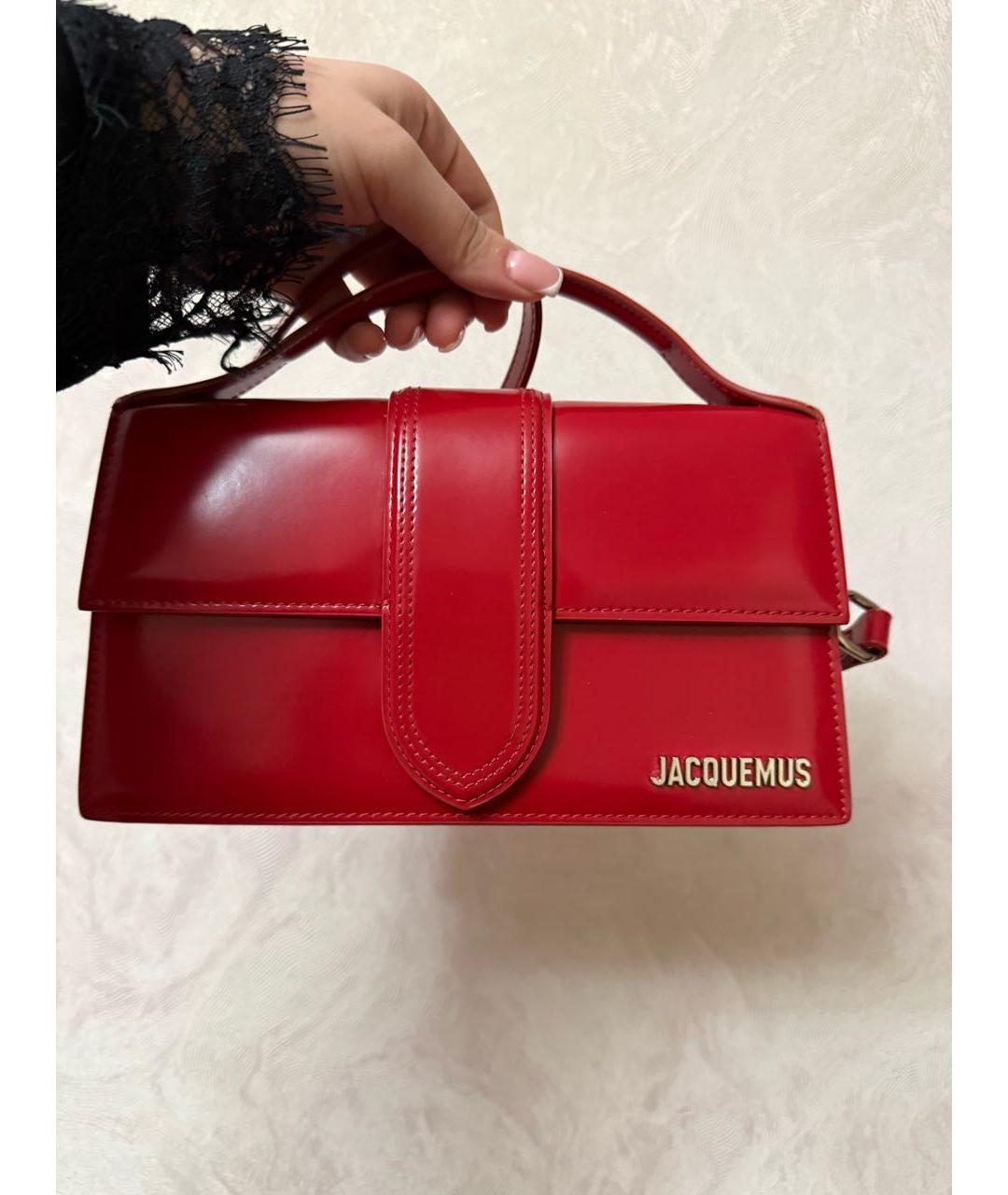 JACQUEMUS Красная сумка с короткими ручками из лакированной кожи, фото 2