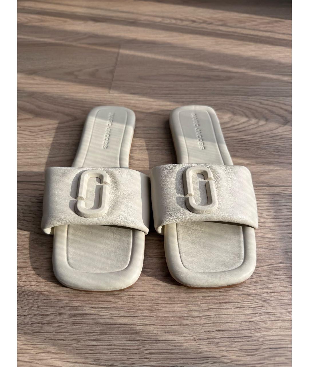 MARC JACOBS Бежевые кожаные шлепанцы, фото 2