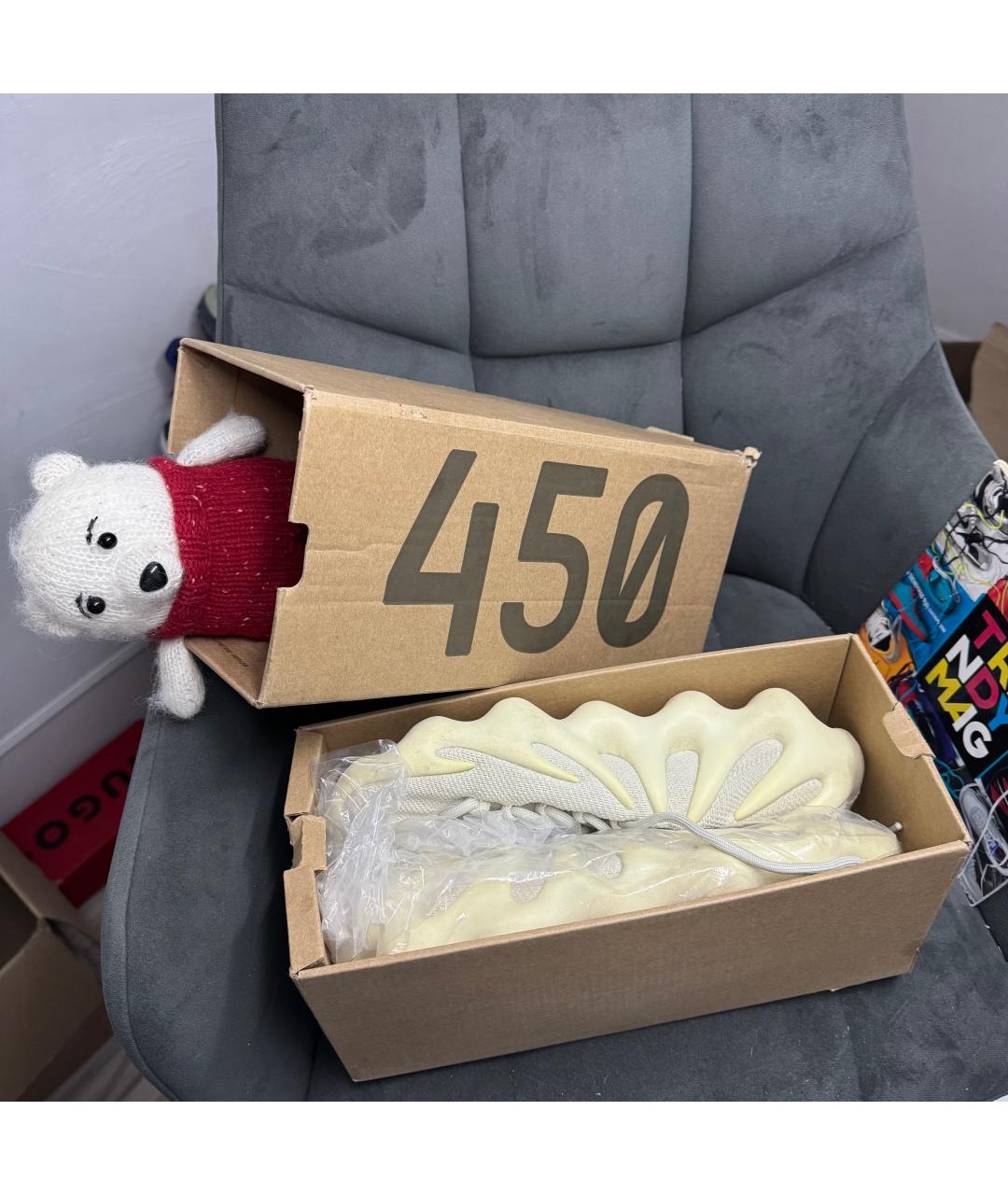 ADIDAS YEEZY Бежевые текстильные низкие кроссовки / кеды, фото 4