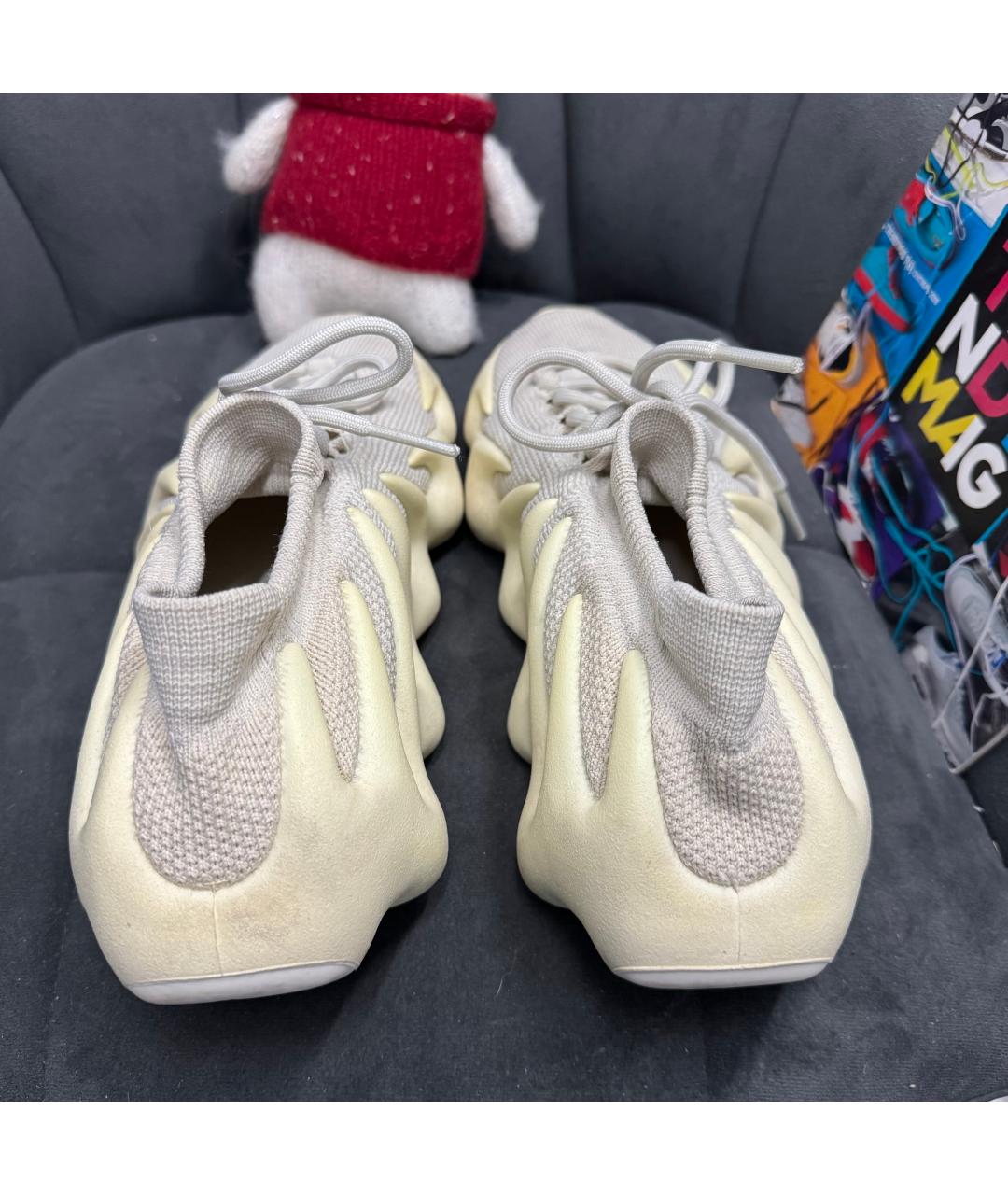 ADIDAS YEEZY Бежевые текстильные низкие кроссовки / кеды, фото 3