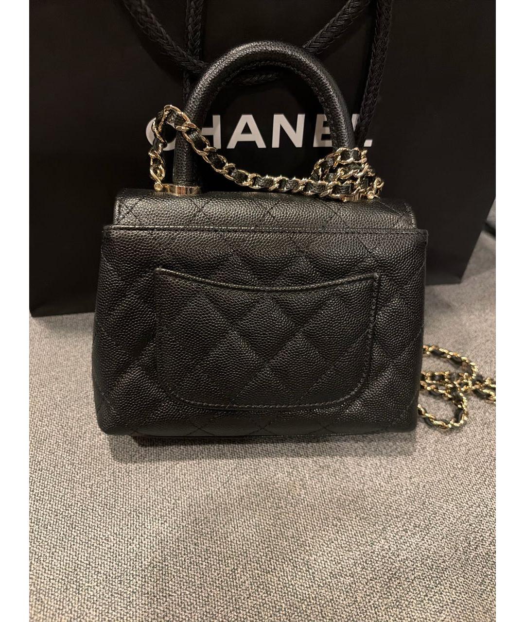 CHANEL Черная кожаная сумка с короткими ручками, фото 3