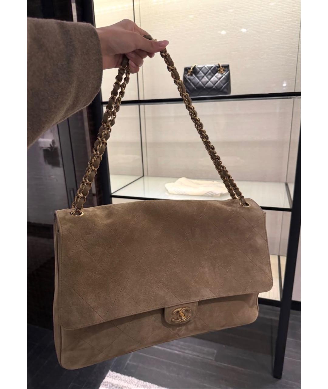 CHANEL Бежевая замшевая сумка через плечо, фото 2