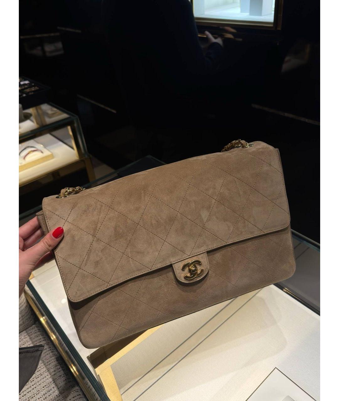 CHANEL Бежевая замшевая сумка через плечо, фото 5