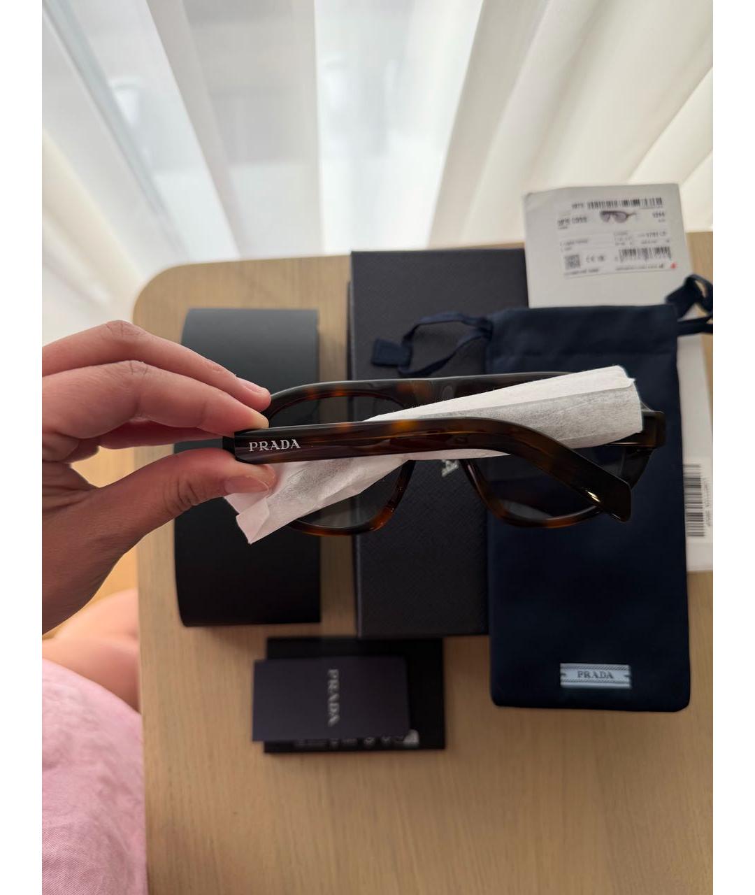 PRADA Коричневые пластиковые солнцезащитные очки, фото 5