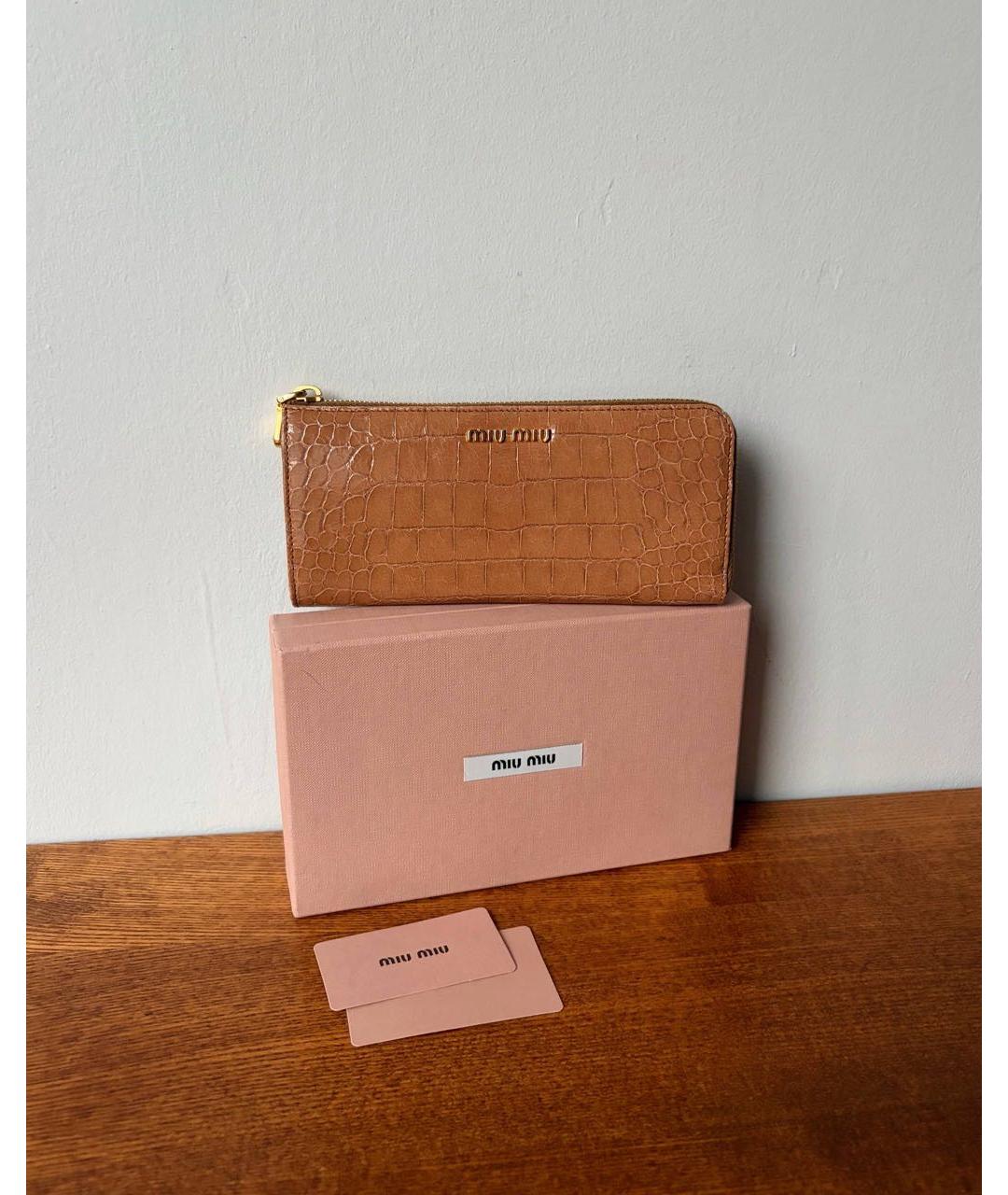 MIU MIU Коричневый кардхолдер из экзотической кожи, фото 9