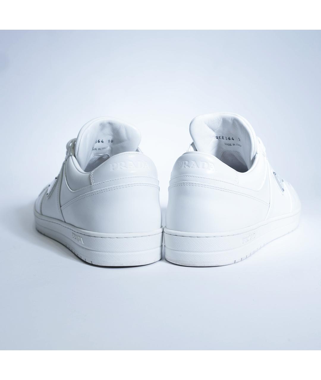 PRADA Белые кожаные низкие кроссовки / кеды, фото 5