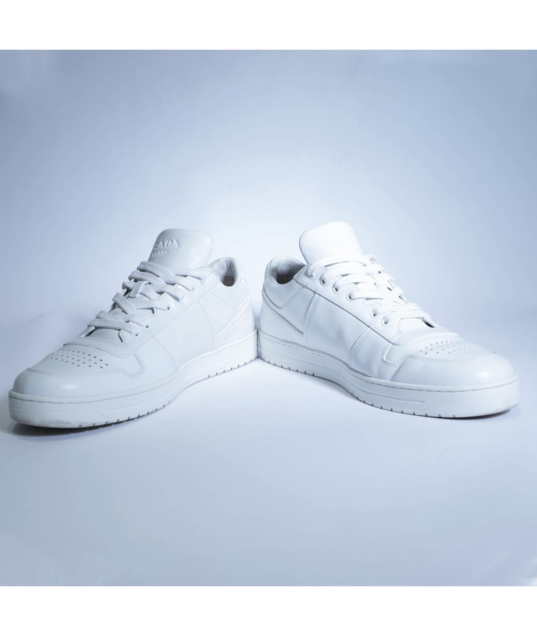 PRADA Белые кожаные низкие кроссовки / кеды, фото 4