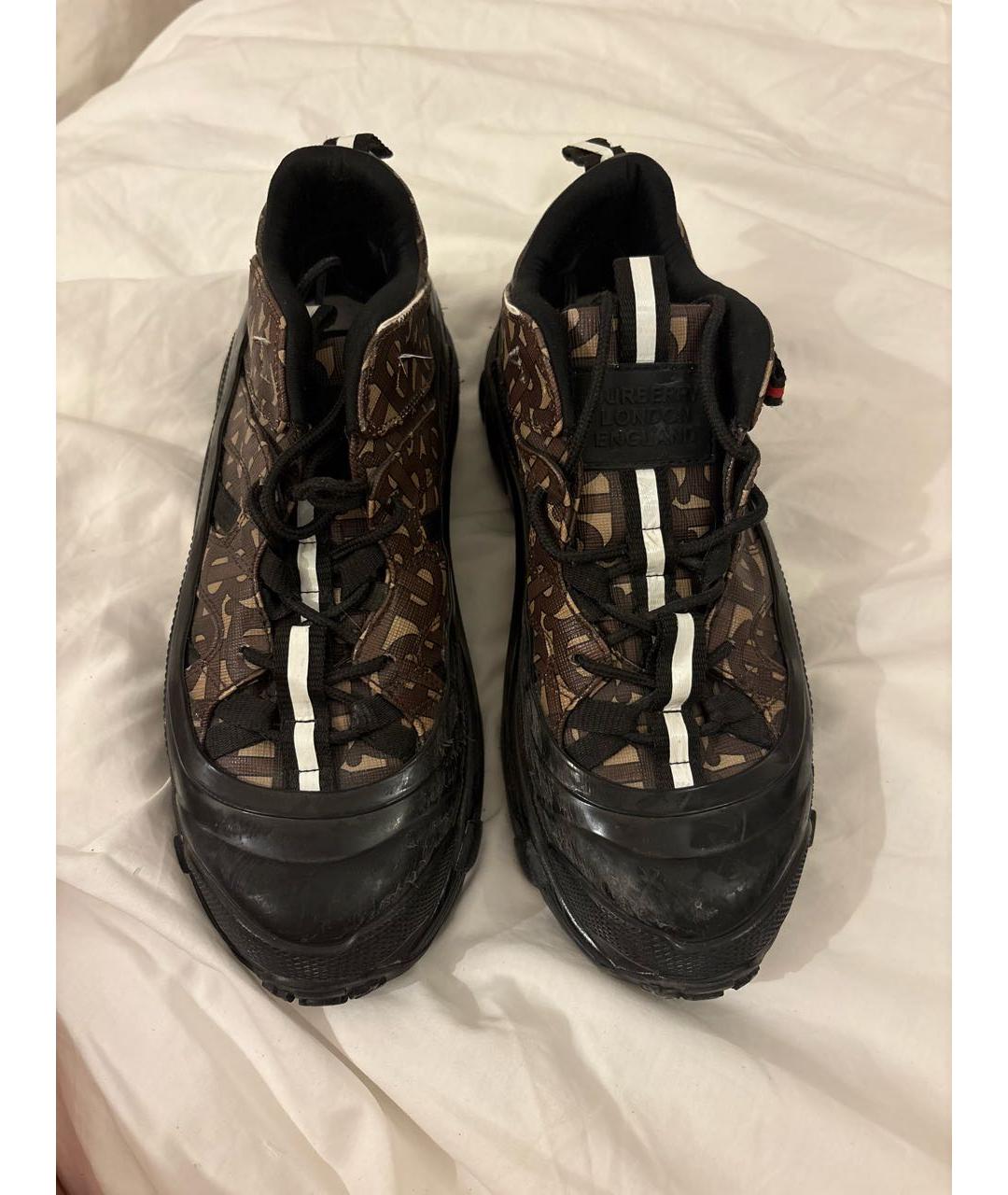 BURBERRY Коричневые низкие кроссовки / кеды, фото 2