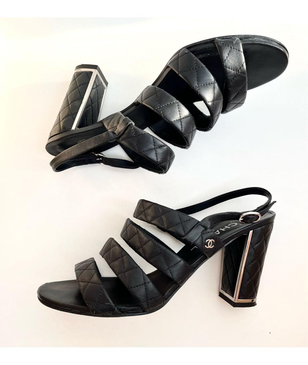 CHANEL Черные кожаные босоножки, фото 2