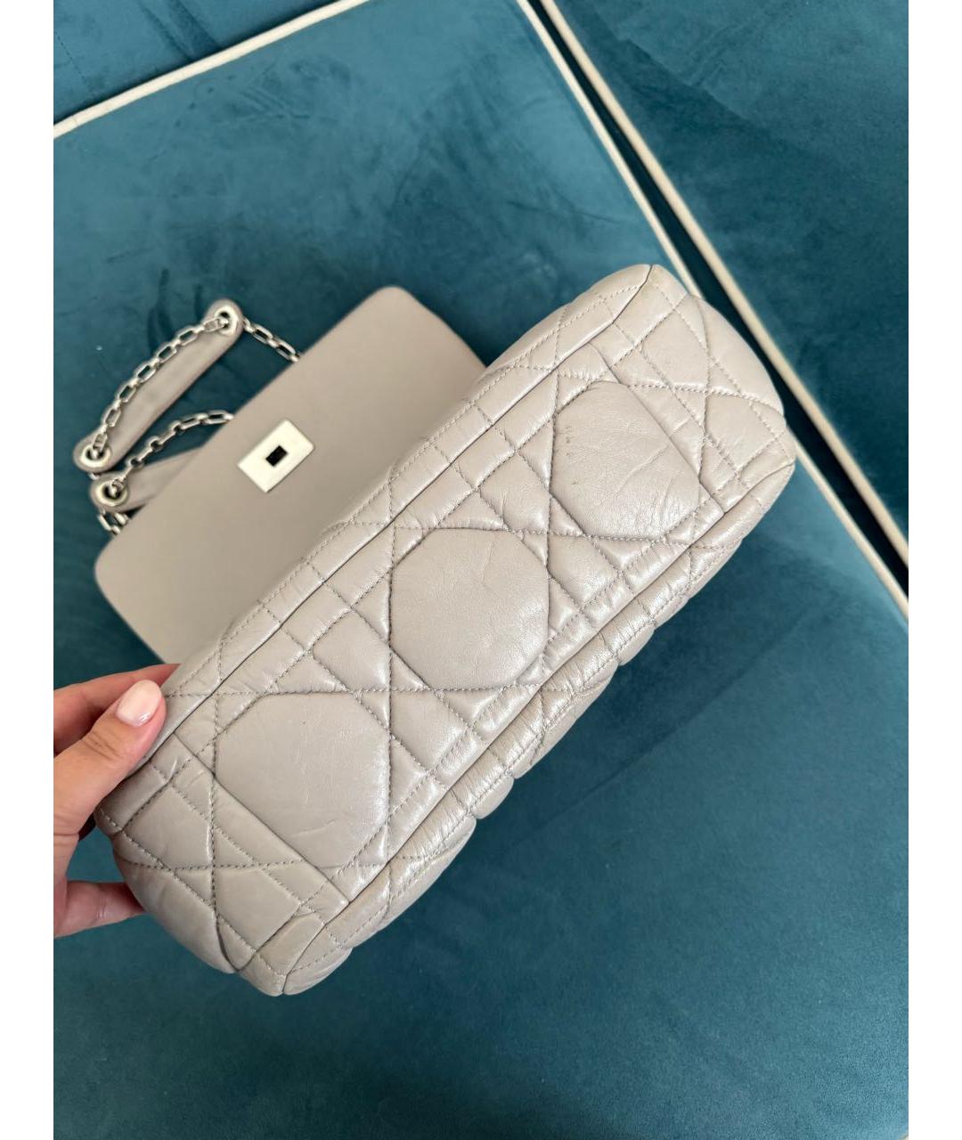 CHRISTIAN DIOR Серая кожаная сумка через плечо, фото 5