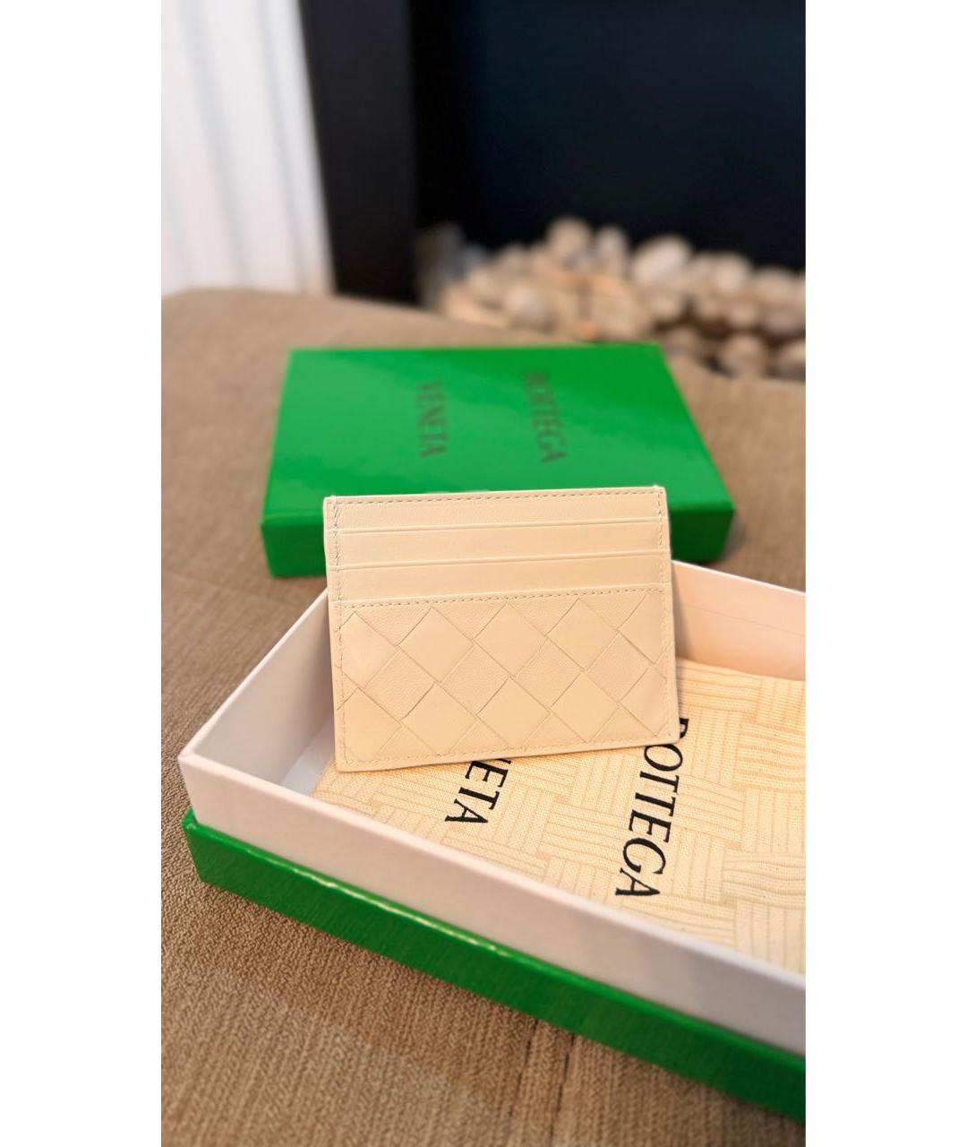 BOTTEGA VENETA Белый кожаный кардхолдер, фото 4