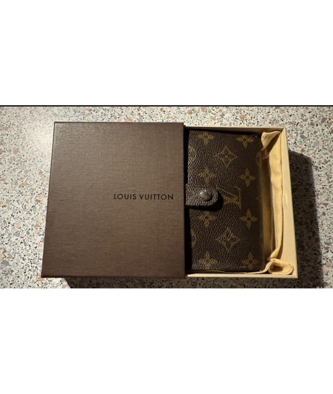 LOUIS VUITTON Коричневый кожаный кошелек, фото 2