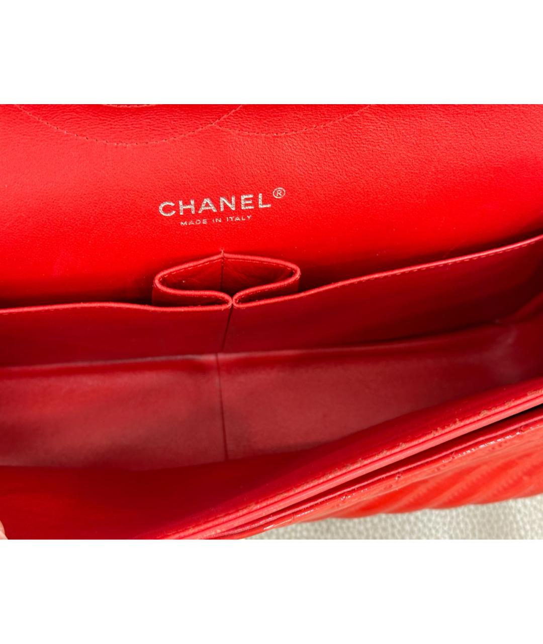 CHANEL Красная сумка через плечо из лакированной кожи, фото 4