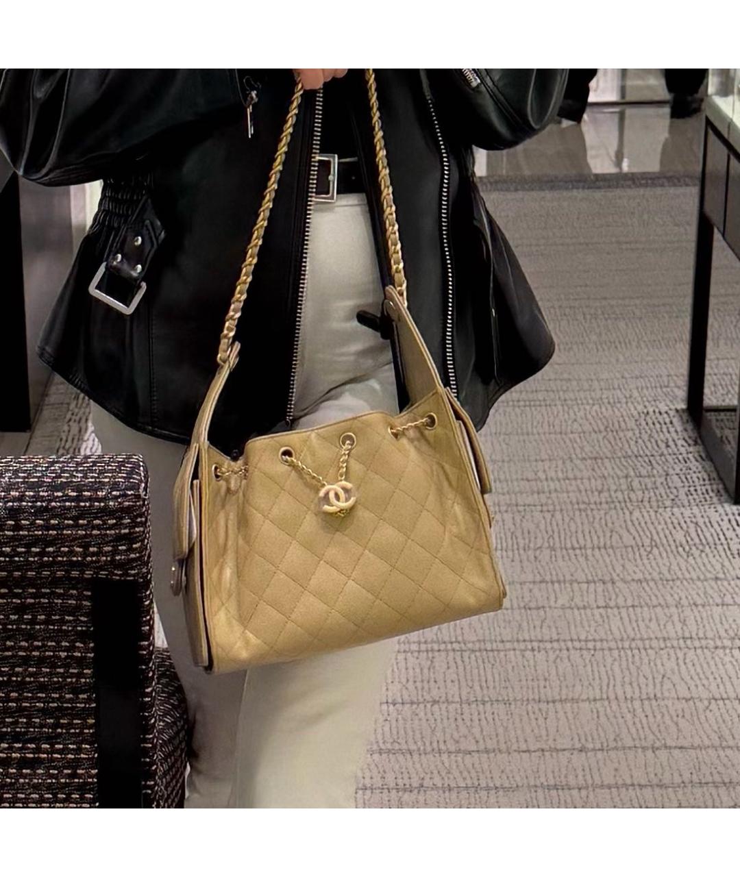 CHANEL Бежевая кожаная сумка через плечо, фото 2