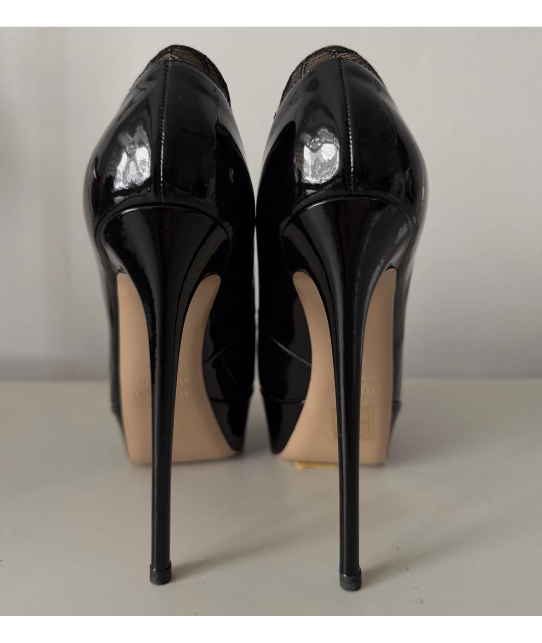 VALENTINO Черные ботильоны из лакированной кожи, фото 4