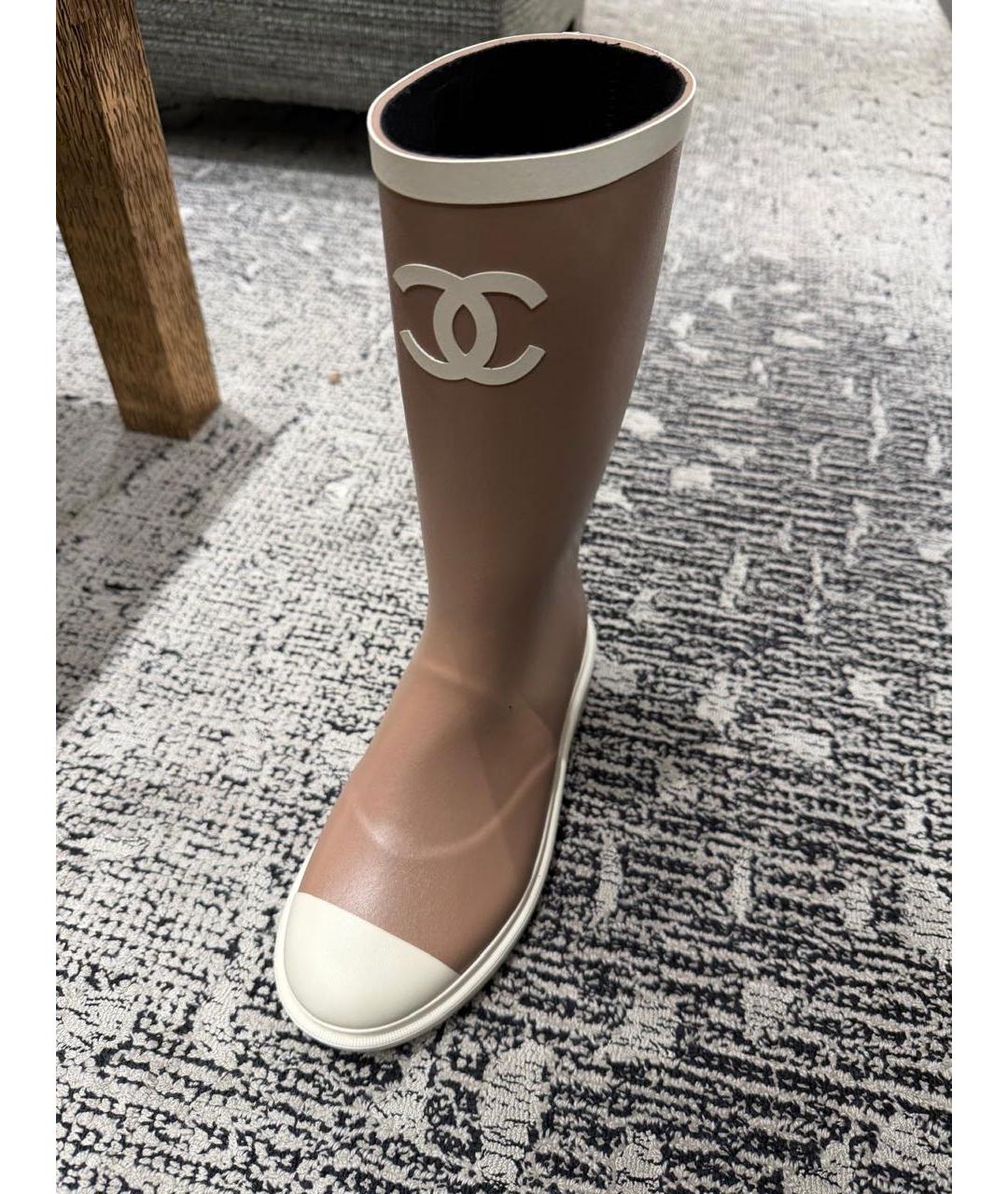 CHANEL Бежевые резиновые сапоги, фото 3