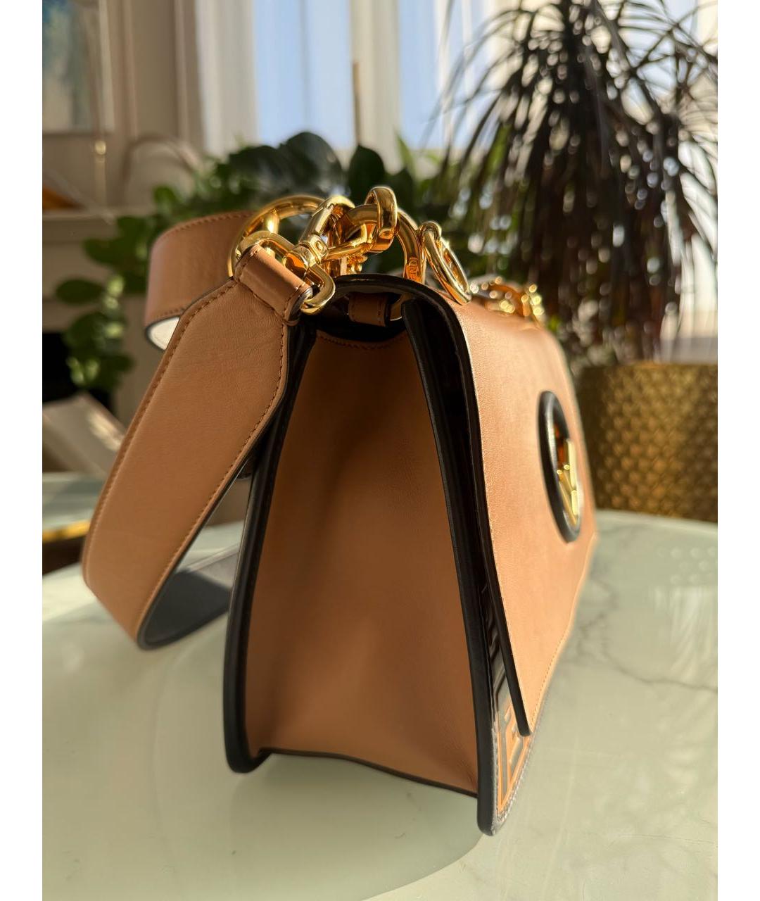 FENDI Коричневая кожаная сумка с короткими ручками, фото 4