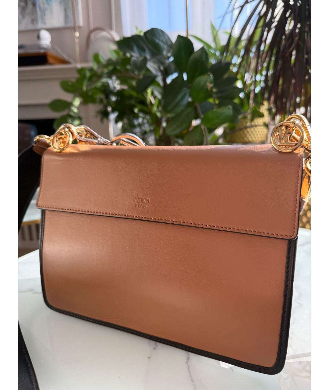 FENDI Коричневая кожаная сумка с короткими ручками, фото 3