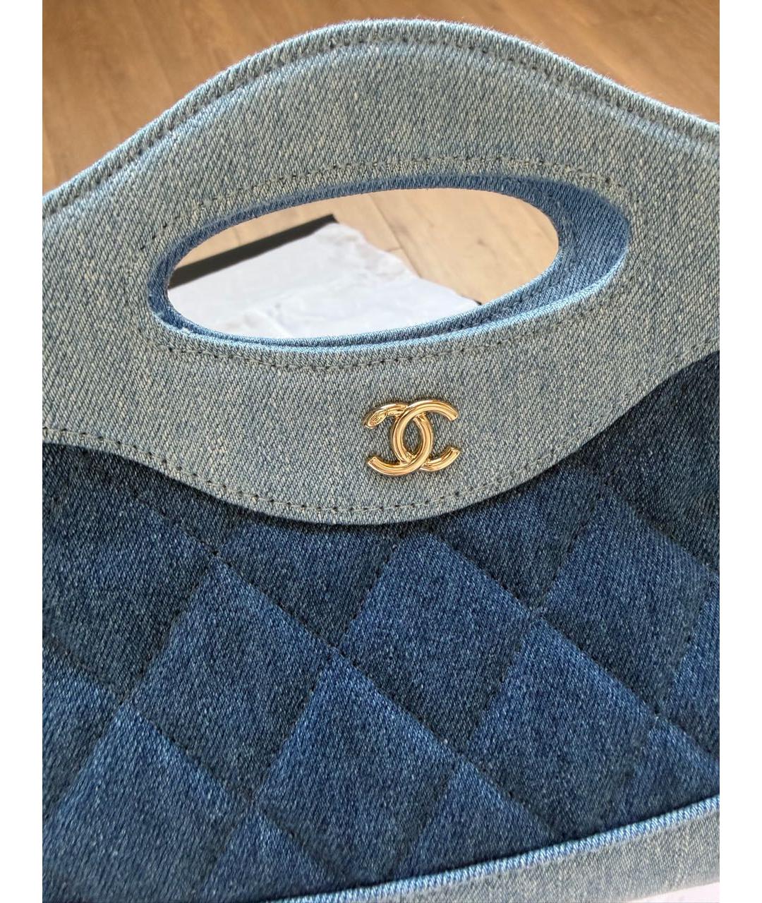 CHANEL Голубая деним сумка с короткими ручками, фото 7