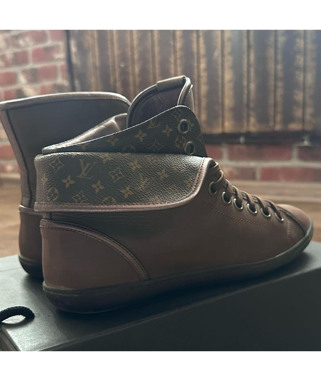LOUIS VUITTON Коричневые кожаные кеды, фото 3