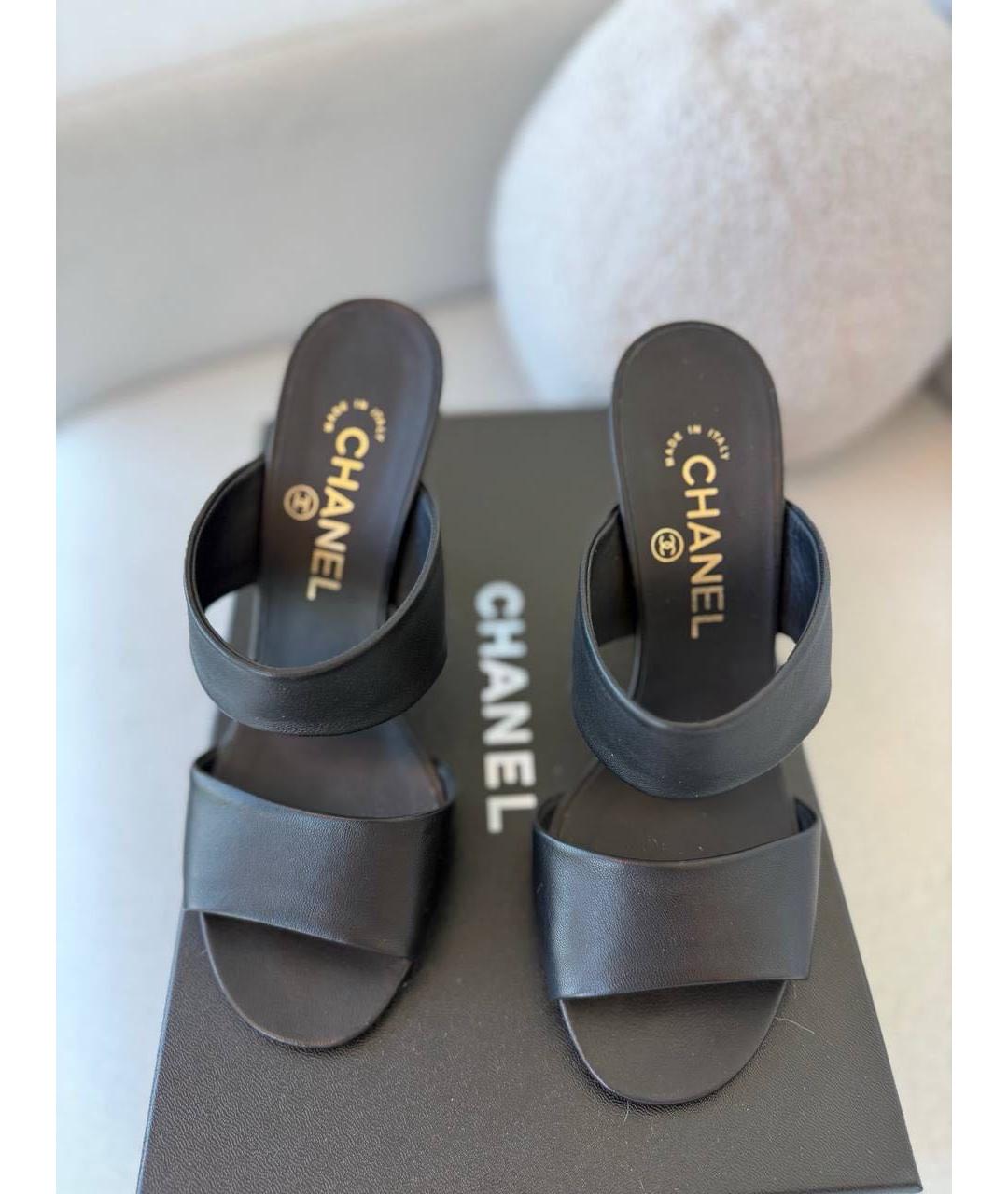 CHANEL Черные кожаные мюли, фото 3