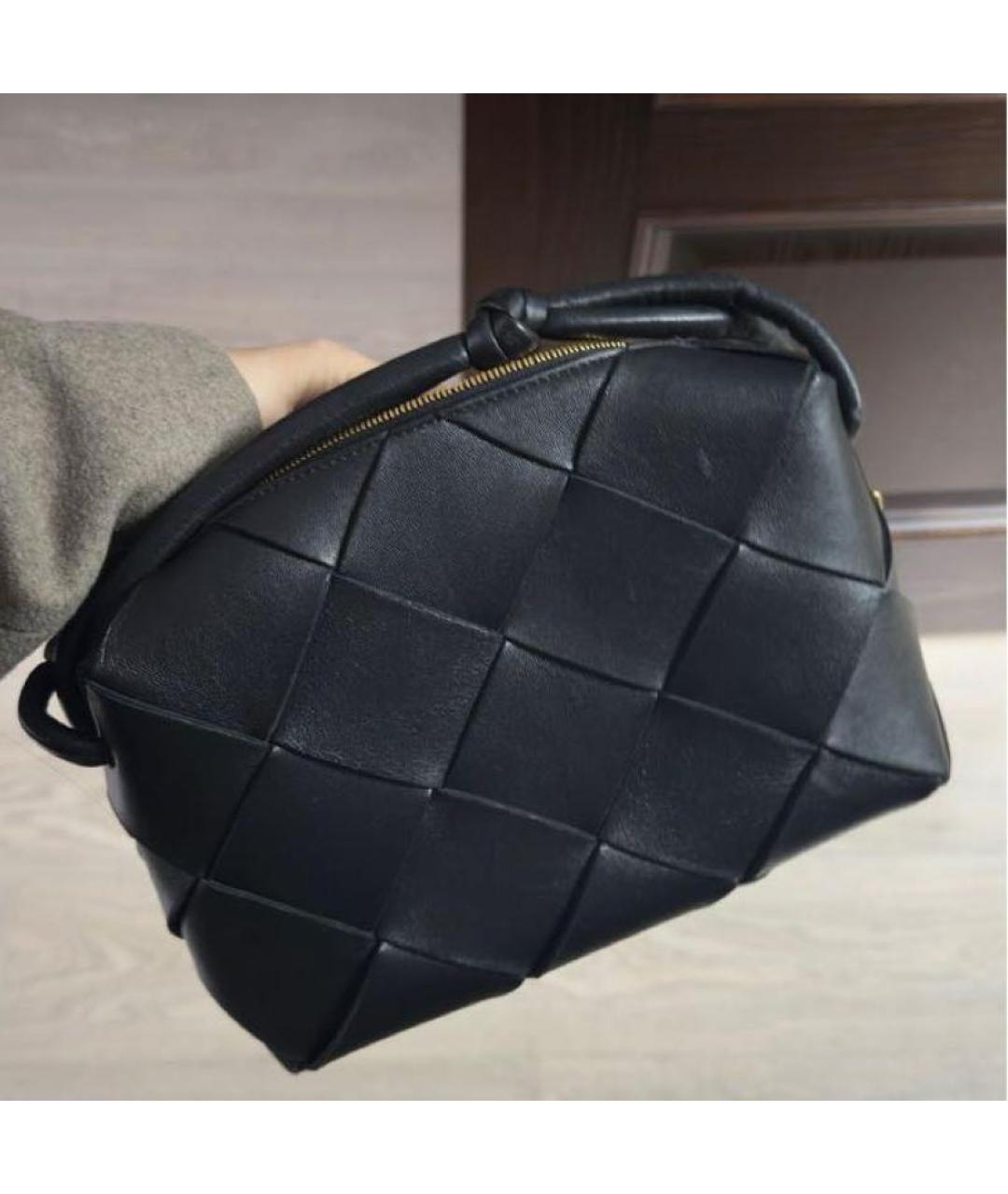 BOTTEGA VENETA Черная кожаная сумка через плечо, фото 2