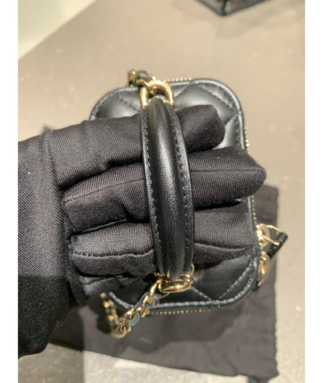 CHANEL Черная кожаная сумка через плечо, фото 4