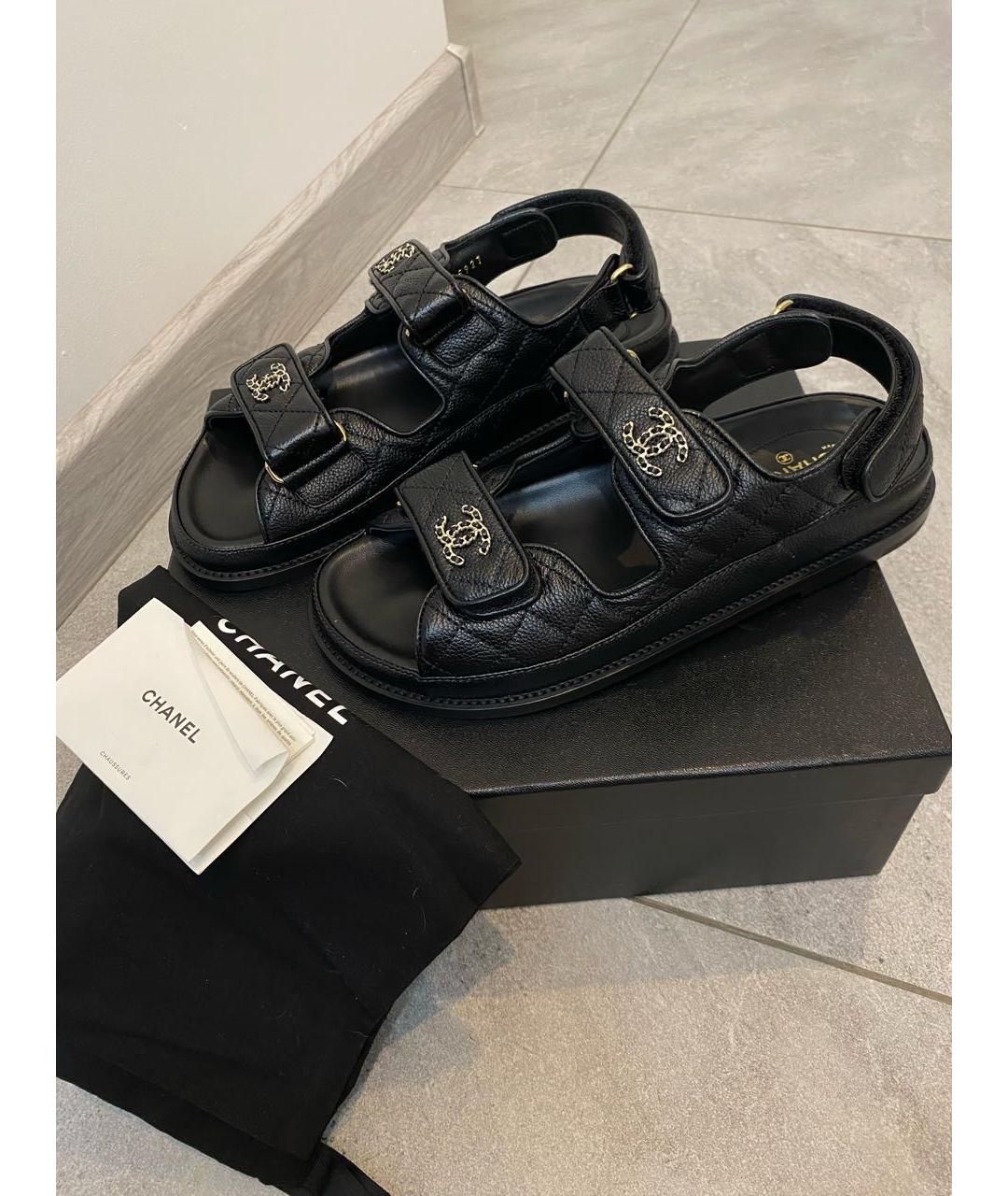 CHANEL Черные кожаные сандалии, фото 5