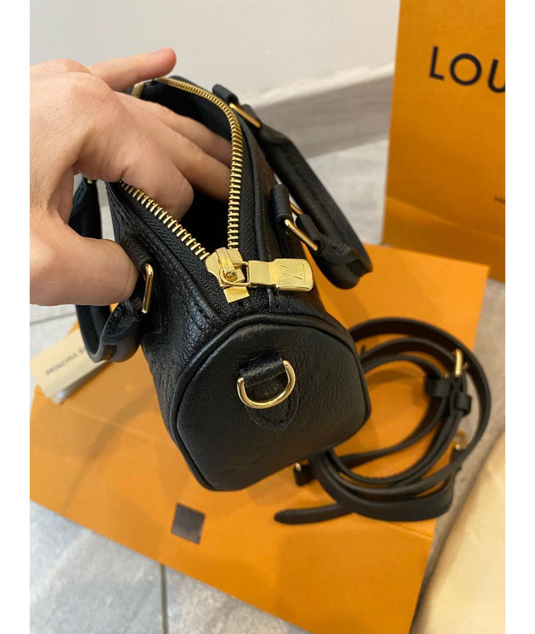 LOUIS VUITTON Черная кожаная сумка с короткими ручками, фото 3