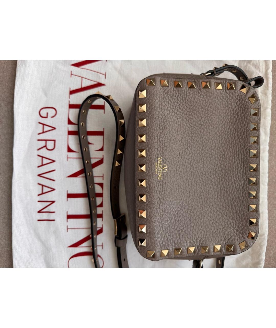 VALENTINO Серая кожаная сумка через плечо, фото 2