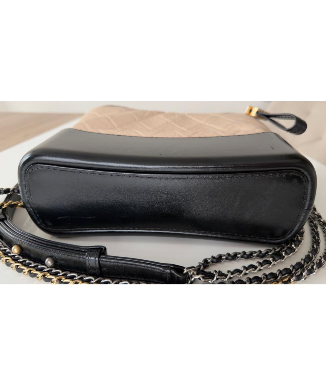 CHANEL Бежевая кожаная сумка через плечо, фото 5