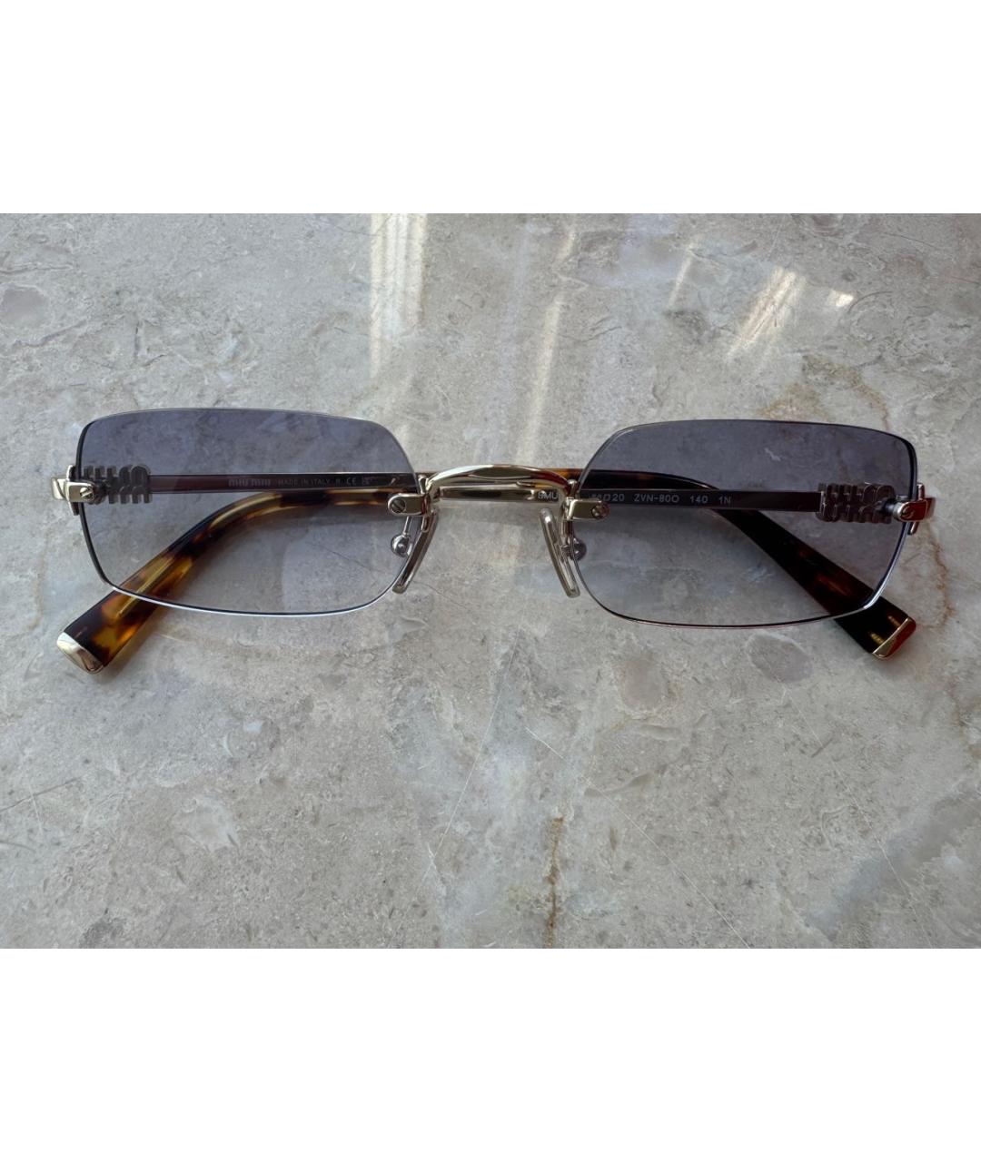 MIU MIU Золотые металлические солнцезащитные очки, фото 4