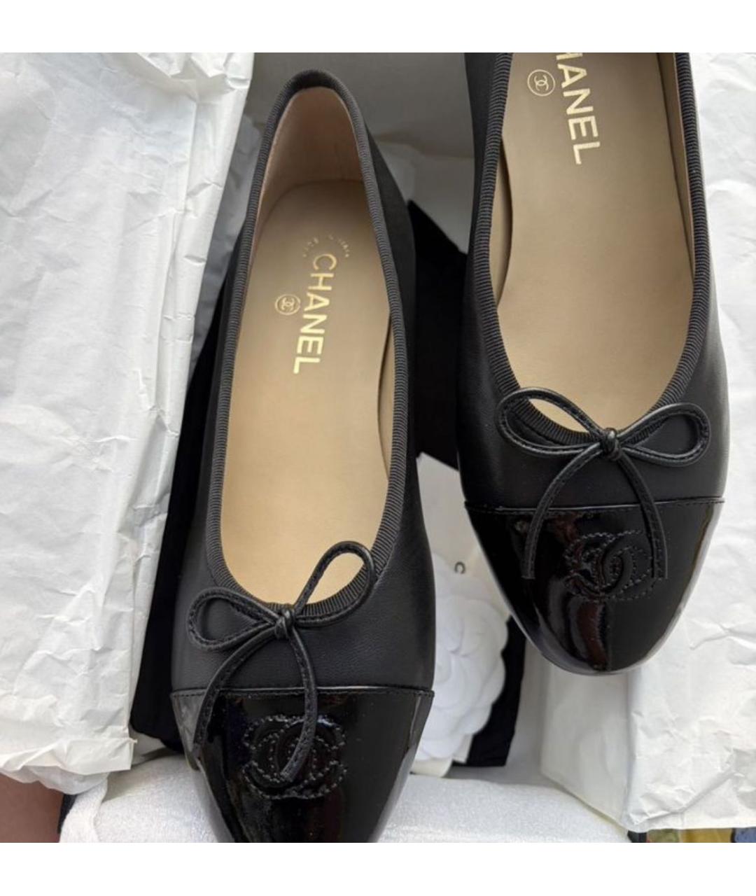 CHANEL Черные кожаные балетки, фото 2