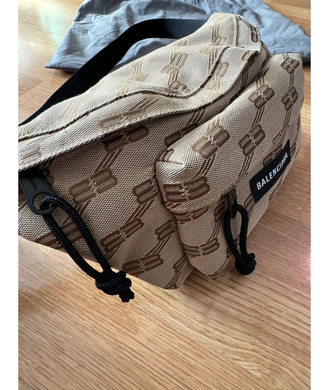 BALENCIAGA Бежевая поясная сумка, фото 2