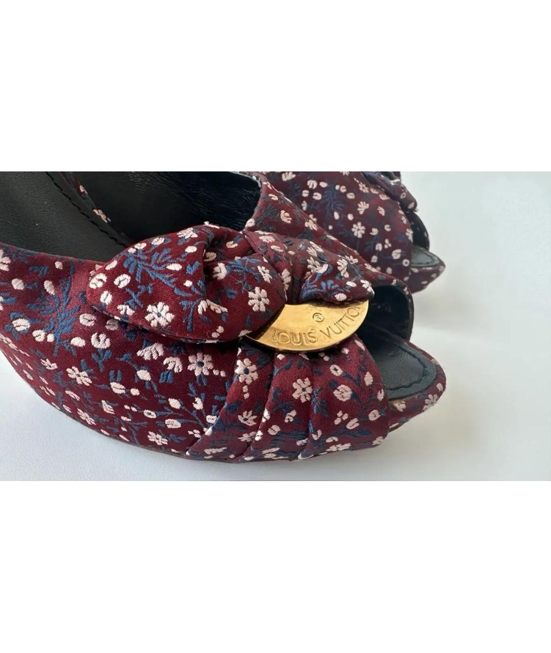 LOUIS VUITTON Бордовые текстильные босоножки, фото 5