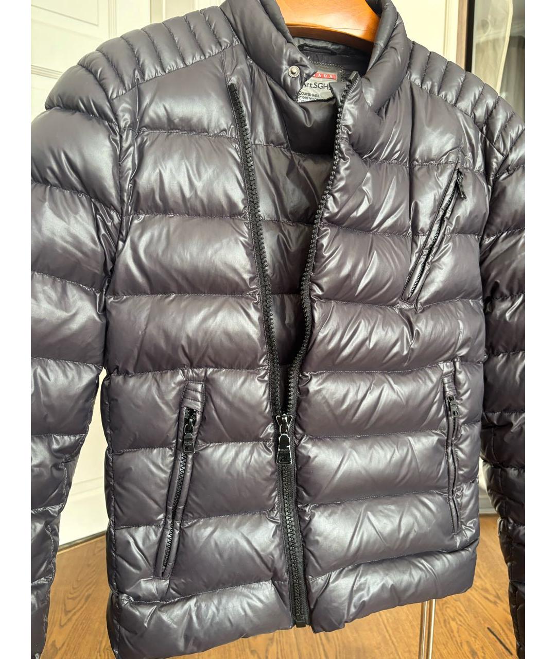 PRADA Черный полиэстеровый пуховик, фото 4