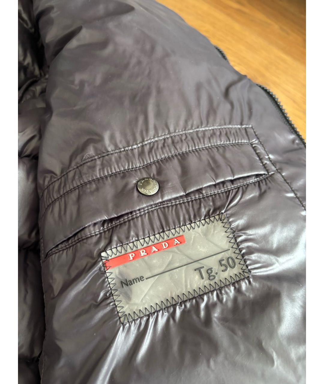 PRADA Черный полиэстеровый пуховик, фото 7