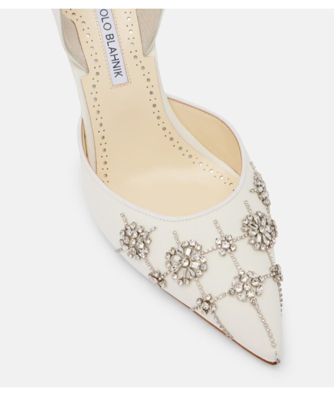 MANOLO BLAHNIK Белые текстильные свадебные туфли на высоком каблуке, фото 4