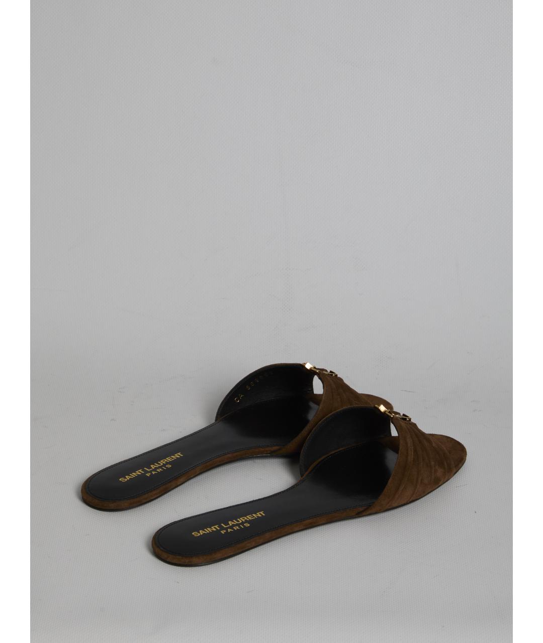 SAINT LAURENT Коричневые замшевые сандалии, фото 3