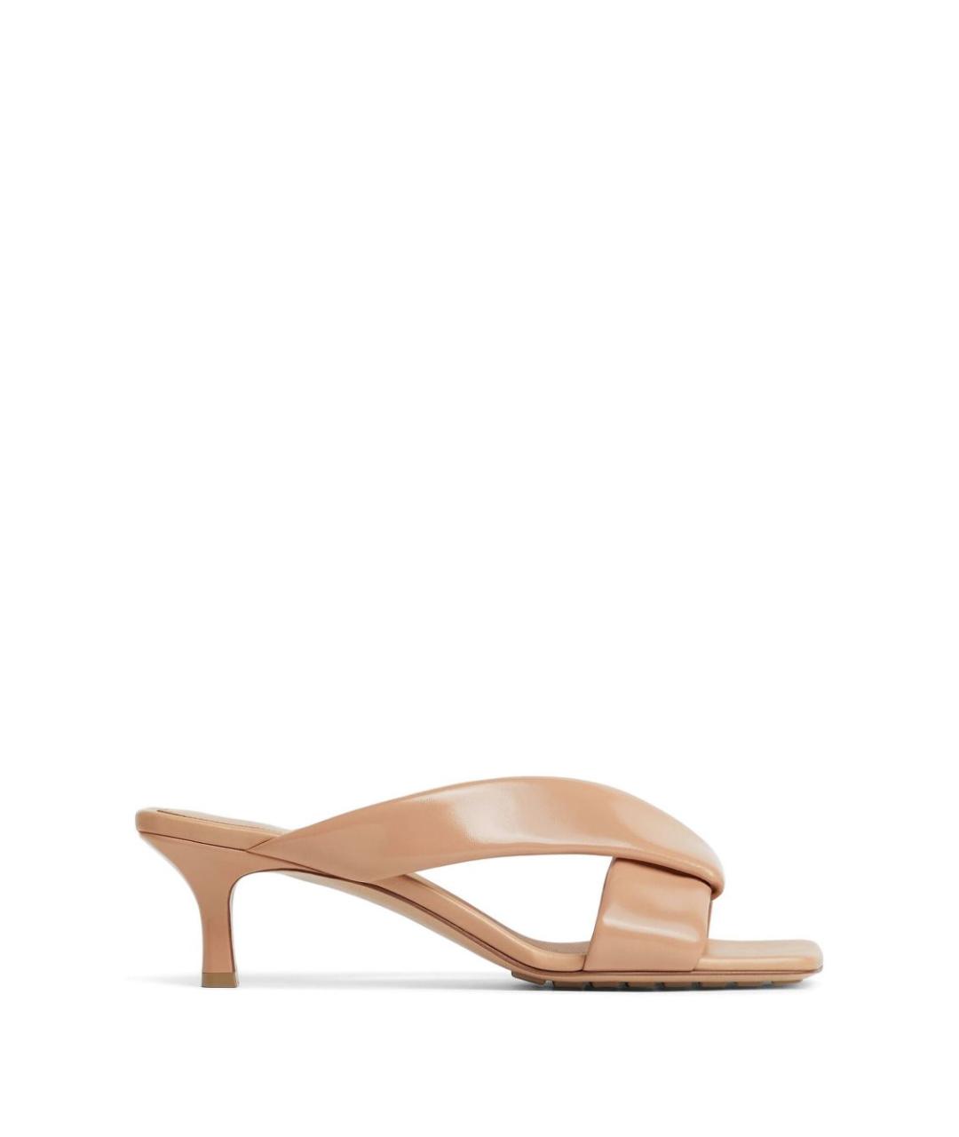 BOTTEGA VENETA Бежевые кожаные мюли, фото 1