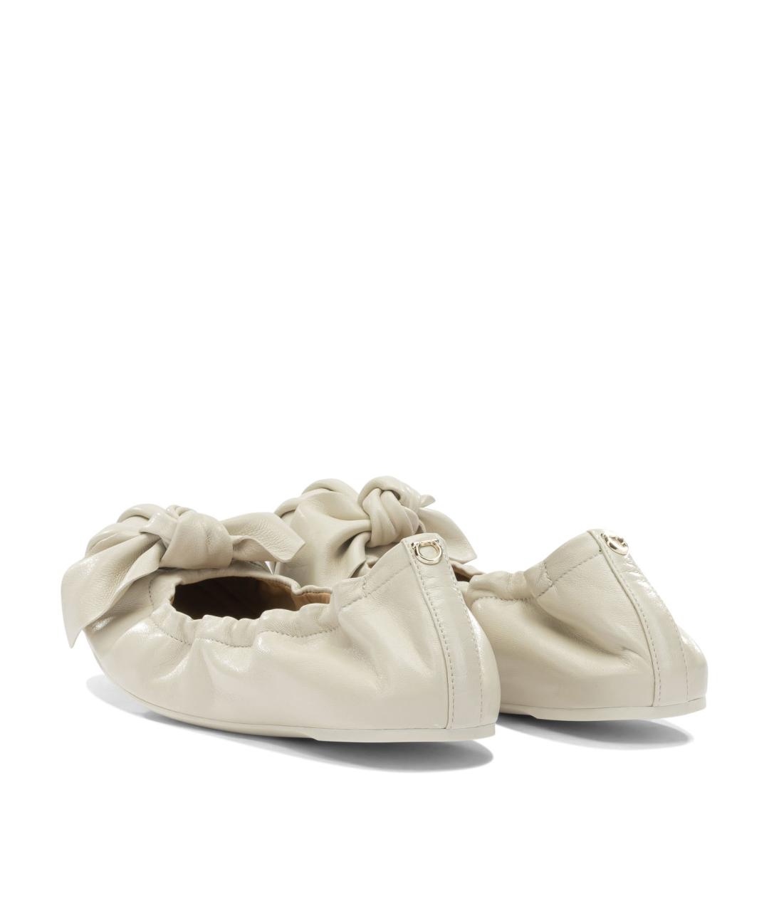 FERRAGAMO Белые кожаные балетки, фото 4