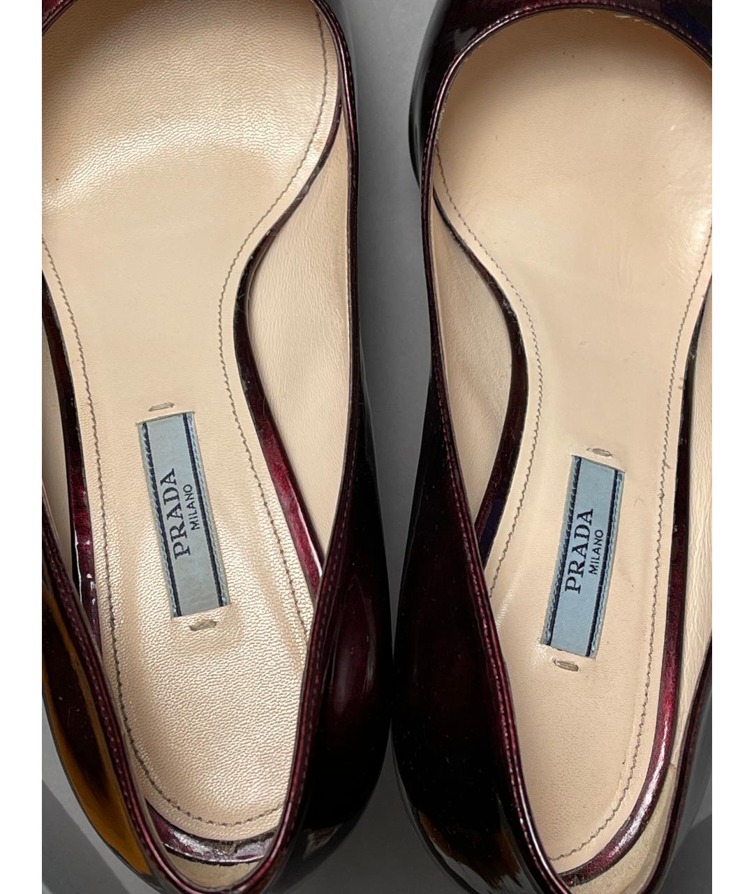 PRADA Бордовые туфли из лакированной кожи, фото 5