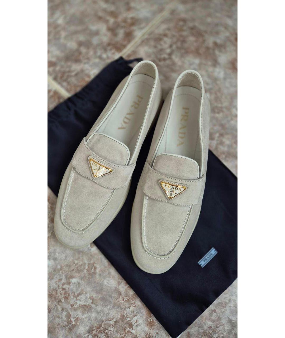 PRADA Бежевые замшевые лоферы, фото 3