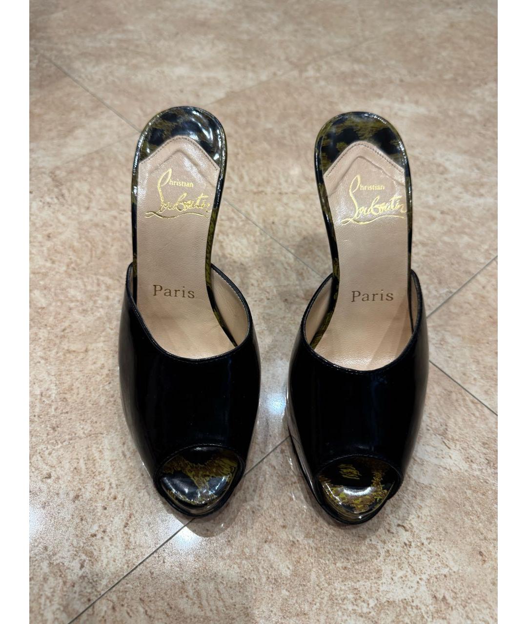 CHRISTIAN LOUBOUTIN Черные мюли из лакированной кожи, фото 2