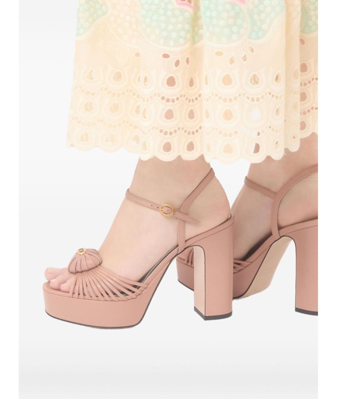 VALENTINO Бежевые кожаные босоножки, фото 2