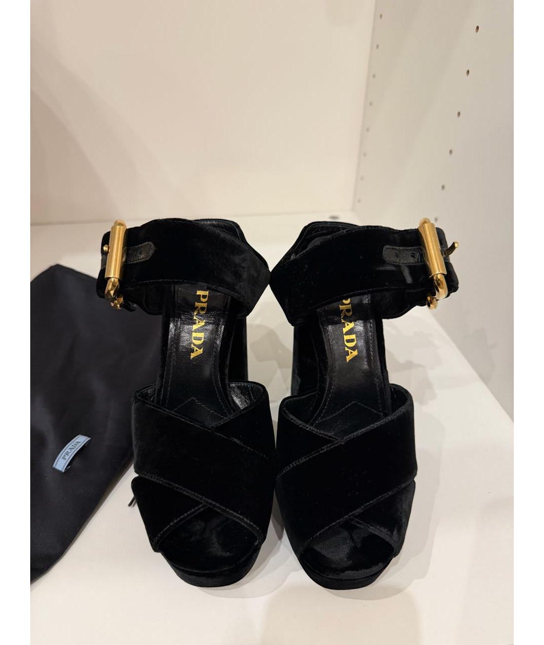 PRADA Черные бархатные босоножки, фото 2