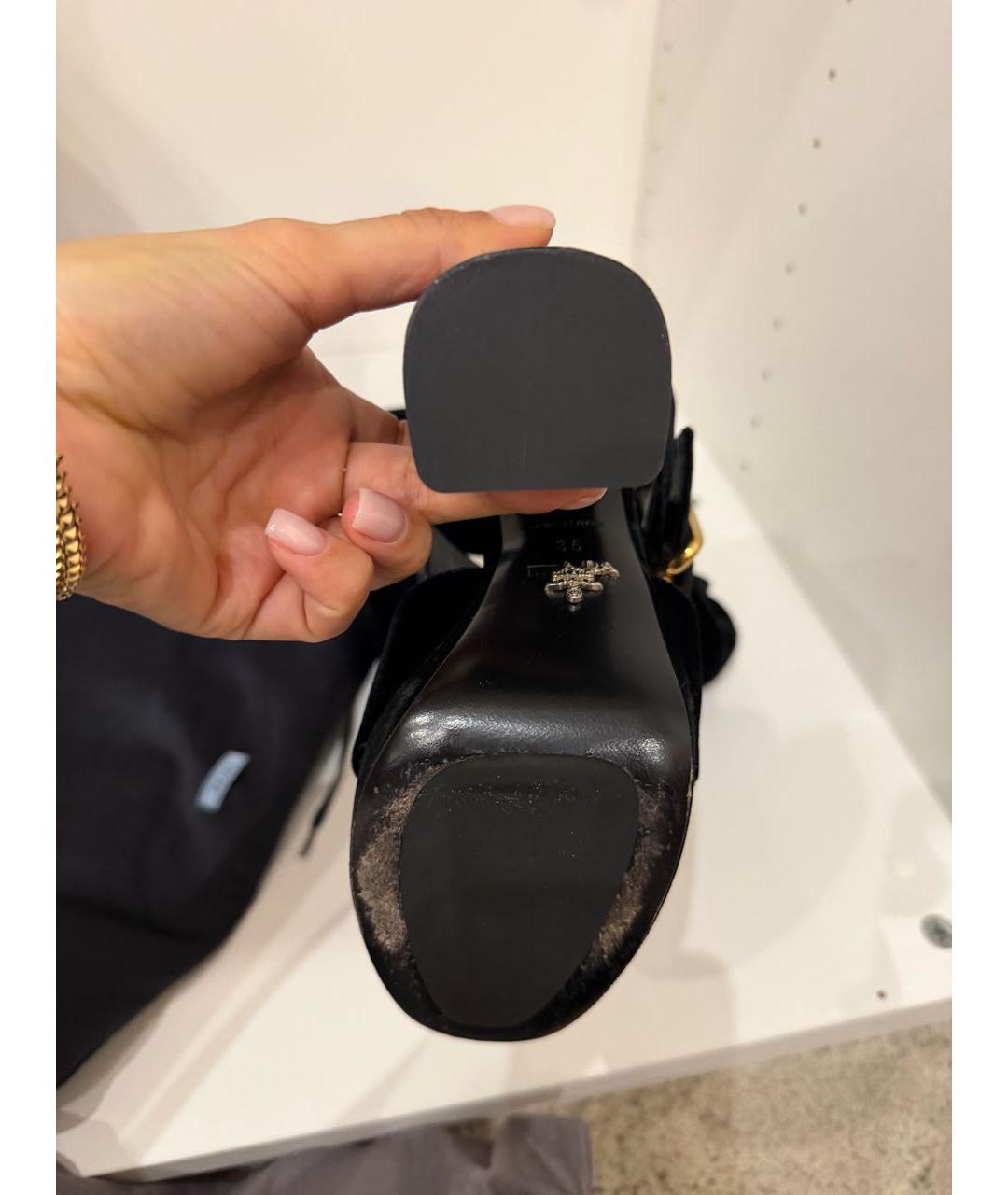 PRADA Черные бархатные босоножки, фото 5